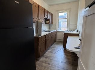 230 W Jackson Blvd APT J, Elkhart, IN 46516