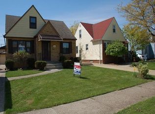 6403 Sunderland Dr, Parma, OH