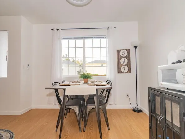 2030 Brookhurst St APT 44, Medford, OR 97504