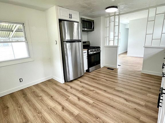 3rd image of 18 Barracuda Dr
