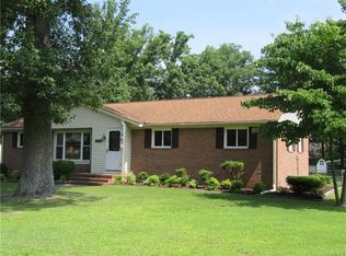 600 Forest View Dr, Colonial Heights, VA 23834