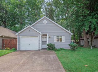 5654 Maple Ln, Newburgh, IN 47630