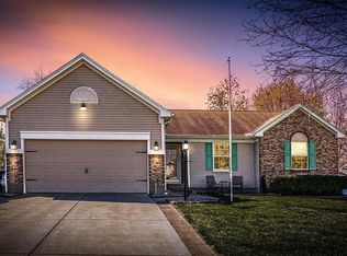 2868 Willow Ridge Dr, Cincinnati, OH 45251