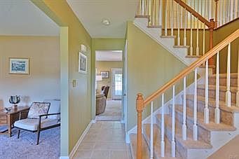 5th image of 2653 Lynnwood Dr