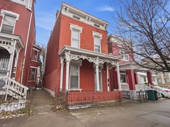 122 E University Ave, Cincinnati, OH