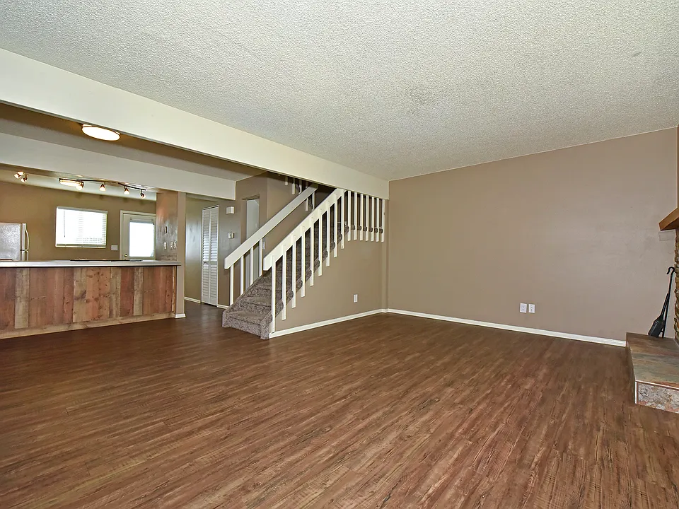 2350 Washo Cir