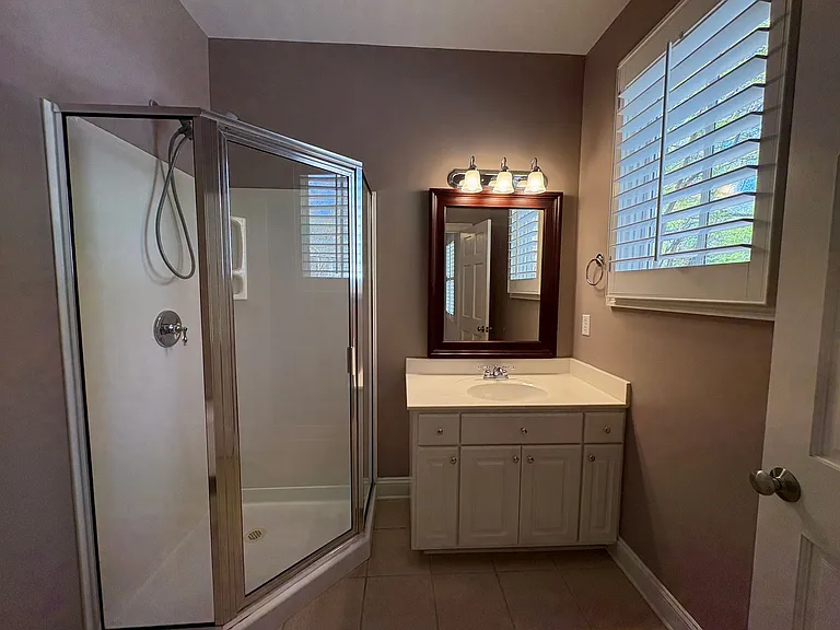 702 Bennett St #D — Photo 14