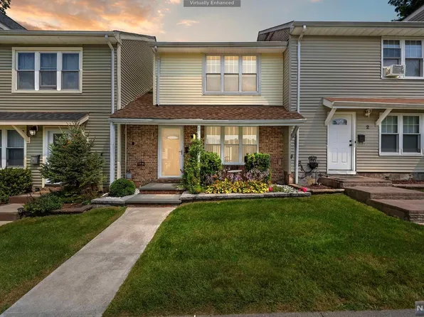 3 Byram Ave, Dover, NJ 07801