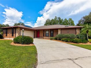 5210 Woodlawn Cir E, Palmetto, FL 34221