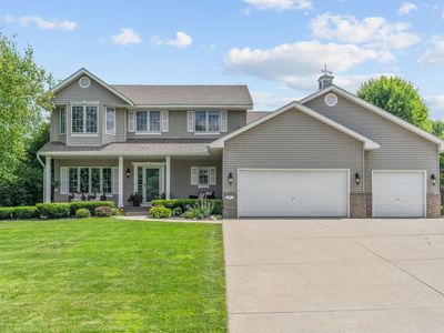 274 Jaspers Cir S, Chaska, MN, 55318