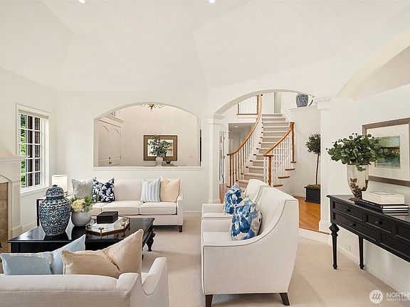 4th image of 26207 NE 34th Street