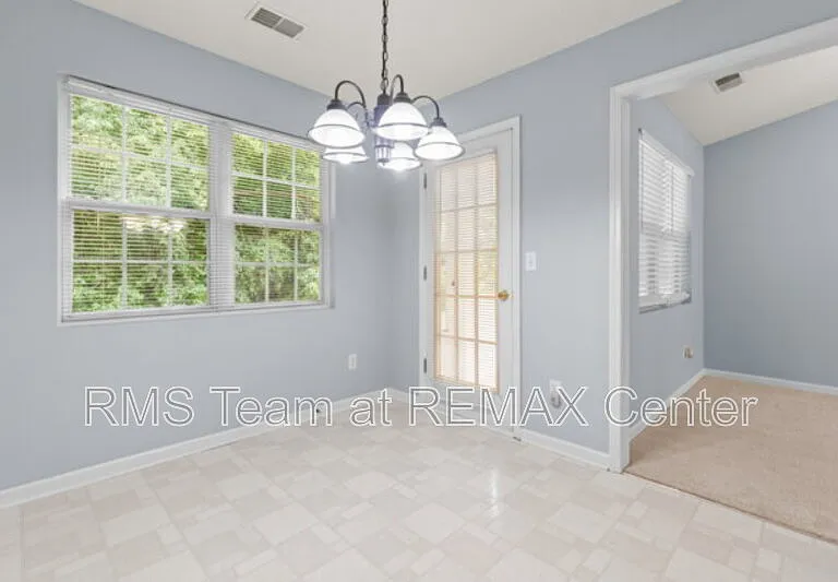 2510 Fort Daniels Dr — Photo 11