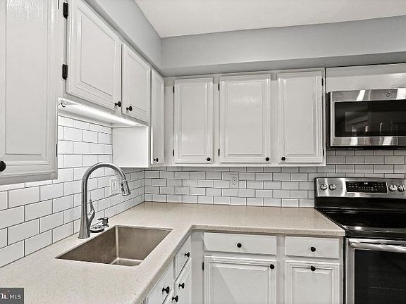 3rd image of 7731 Eagles Head Ct