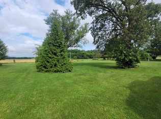 450 Bridge St, Mazomanie, WI 53560