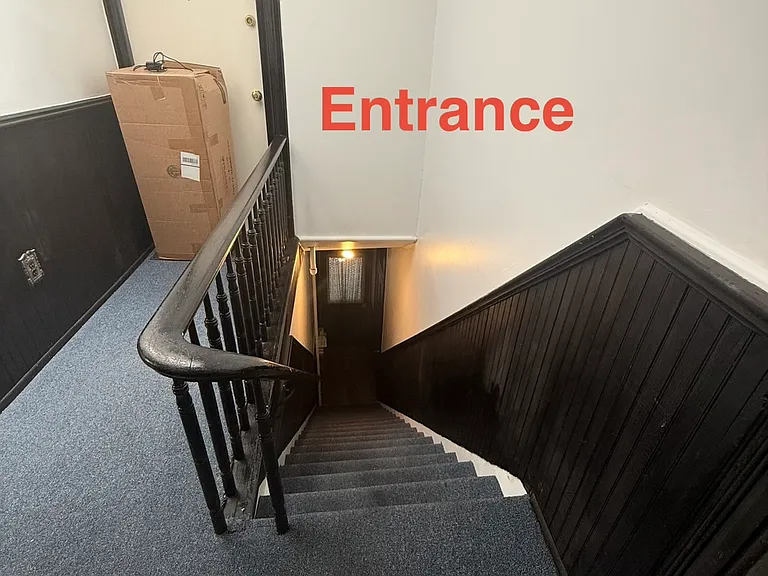 130 Wilson Ave — Photo 11
