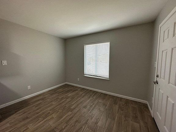 4th image of 9647 N 10th Ave #204