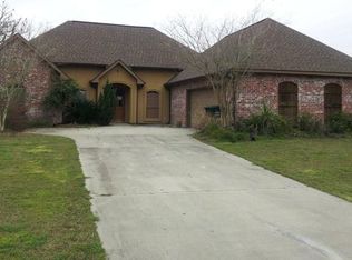 18121 Kenner Dr, Prairieville, LA 70769