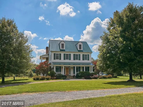 34753 Snickersville Tpke, Round Hill, VA 20141