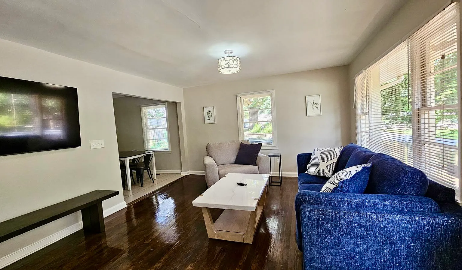 3 bed, 1692 sqft, $2,488 — Photo 2