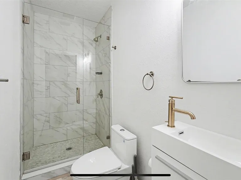 1640 Cape Hope Ave NE #4 — Photo 9