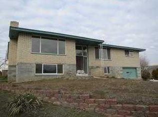 132 Wernex Loop Rd, Selah, WA 98942