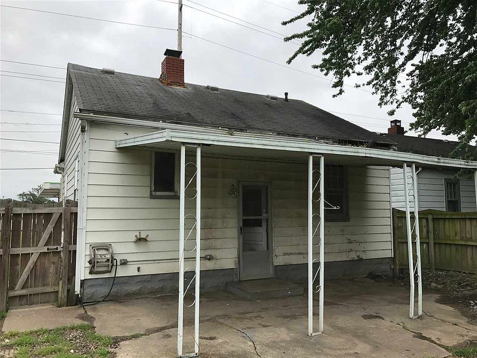 2nd image of 1501 Vann Ave