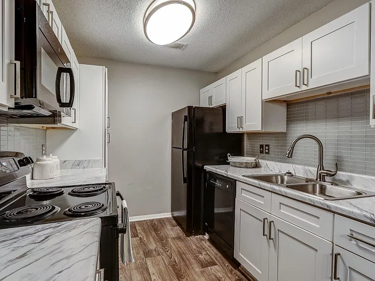 Traditions at Augusta Apartment Homes — Photo 3