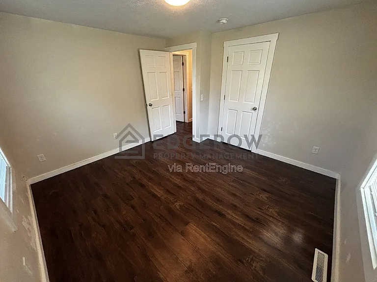 3262 68th St SW — Photo 8