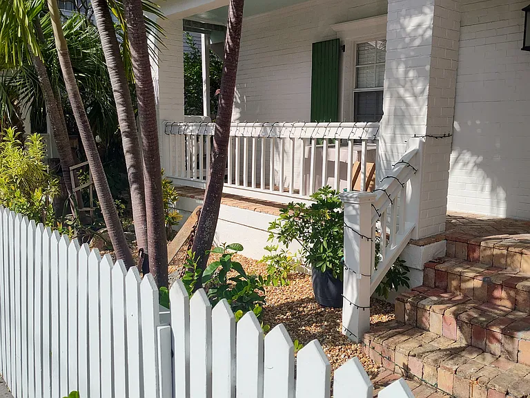 806 Thomas St #A — Photo 11