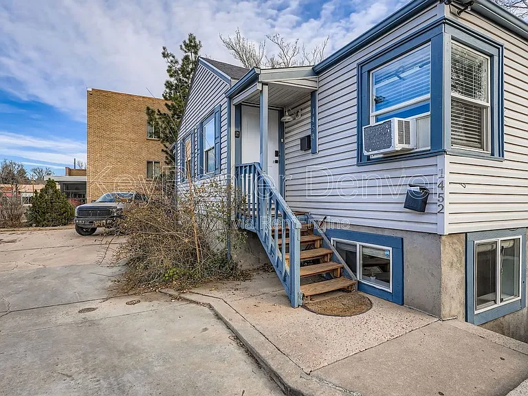 1454 N Ivy St — Photo 10