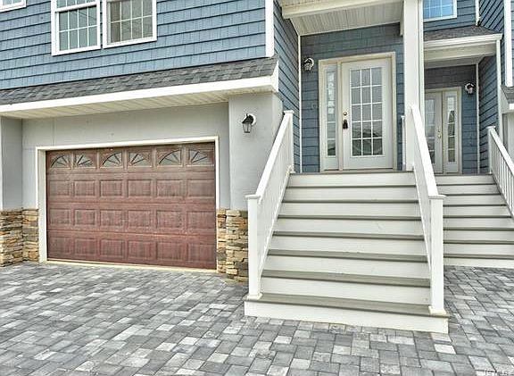 5th image of 11 W Lillie Ave #B