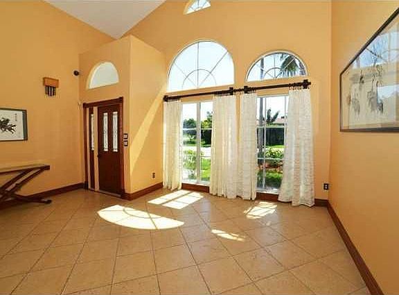Home For Sale In Boca Rio
