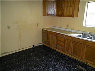 3rd image of 111 S Wilkinson Ave