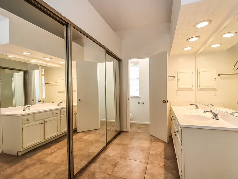 16602 Quiet Trail Dr — Photo 15
