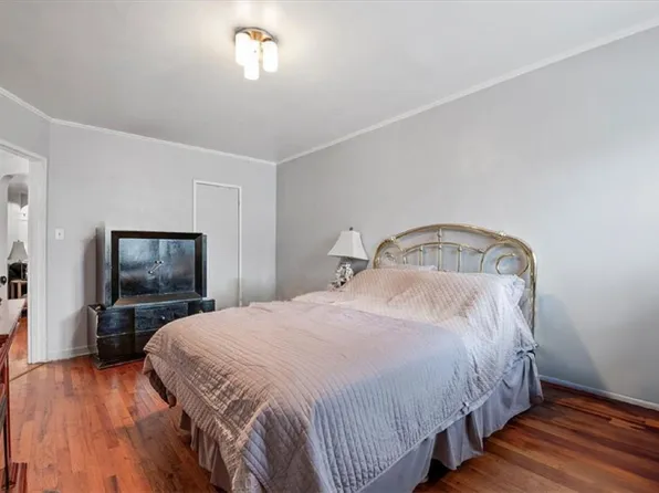 1650 East 55th Street image 18 of 25