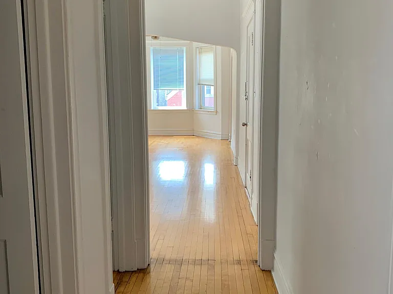 2353 S Whipple St #2F — Photo 12