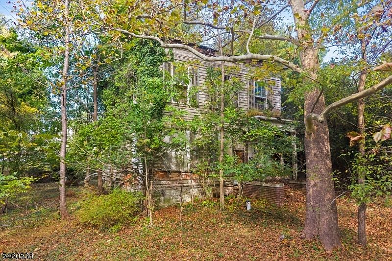 1st image of 432 Roycefield Rd