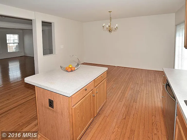 8023 Duck Pond Ter — Photo 12