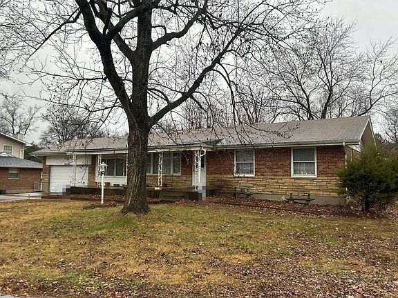 2nd image of 19 Forest Home Ct