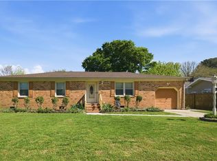 174 Huntington Dr, Virginia Beach, VA 23462
