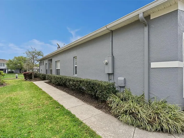 1721 Travertine Ter — Photo 8