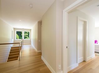 7 West Dr, Sag Harbor, NY 11963