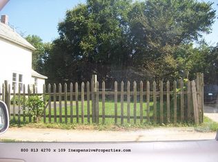 518 Rosewood Ave, Aurora, IL 60505