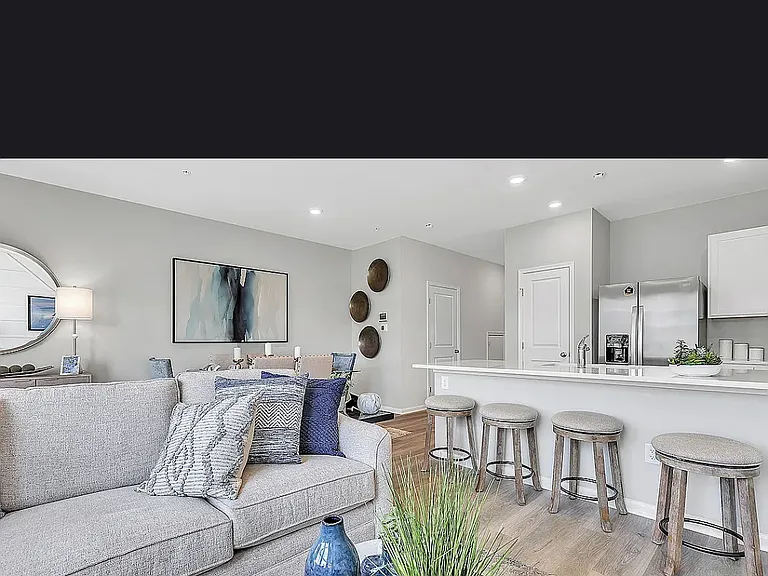 1111 Martin Rd — Photo 3