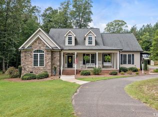 324 Saffron Ct, Sanford, NC 27330