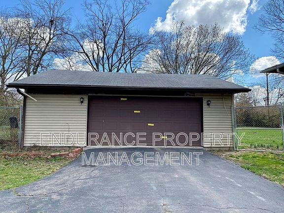 2nd image of 3842 Otis Dr