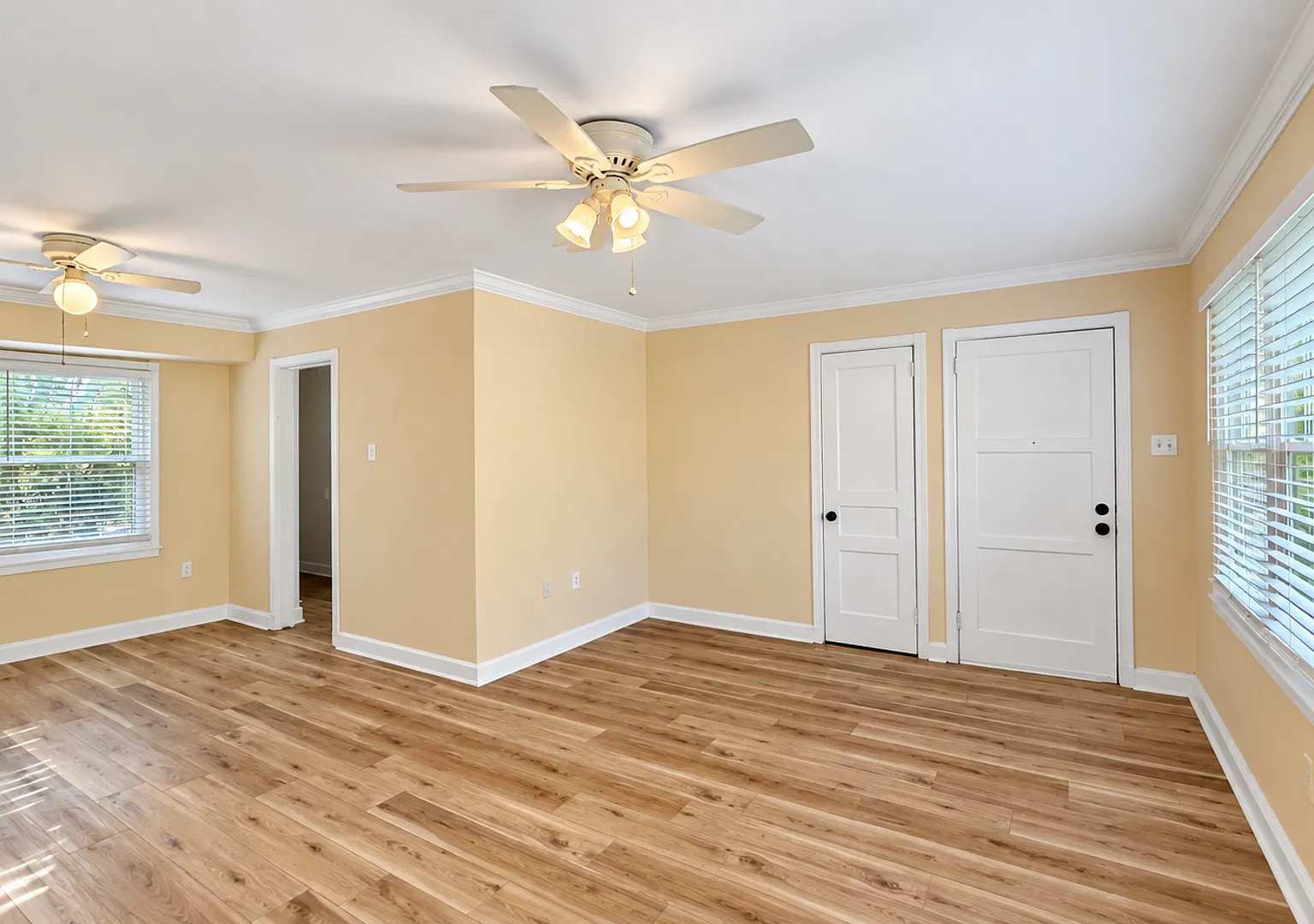 975-977 Rittiner Drive — Photo 4
