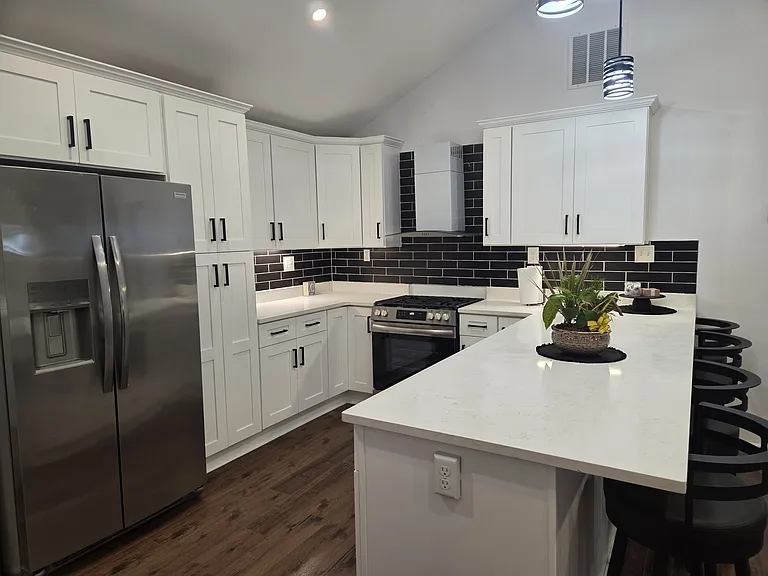 755 Bonnie Brae Ave SW — Photo 7