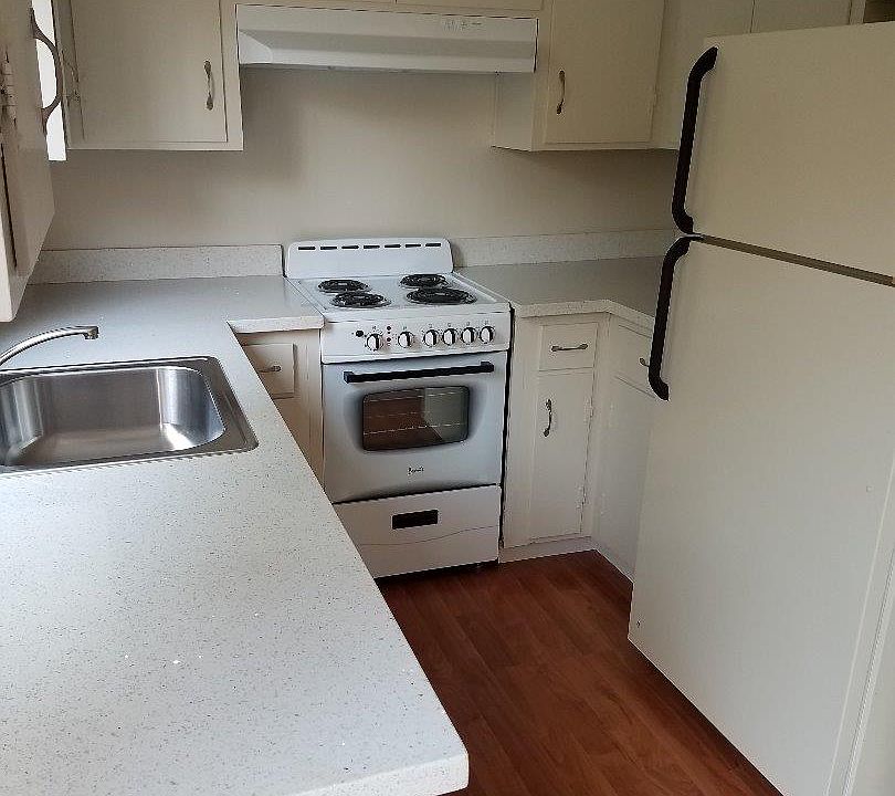 1st image of 126 Palm Ave