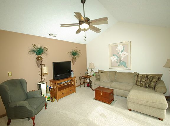 4th image of 3525 Saint Anthony Way #U-15